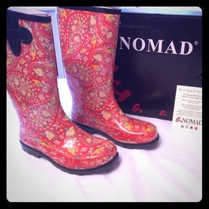 Paisley NOMAD brand rain boots.
